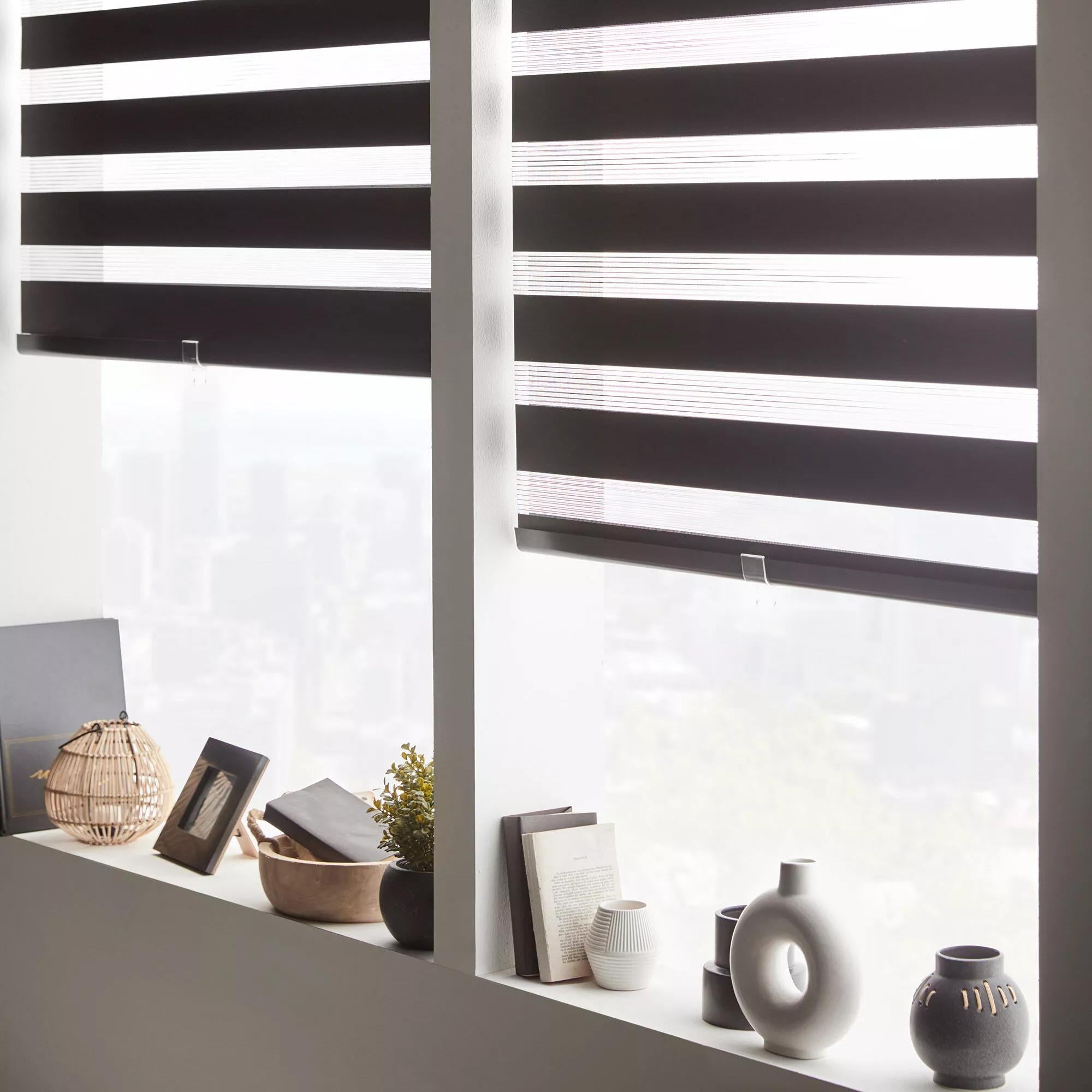 Black Cordless Sheer Shade