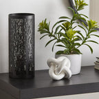 Black Metal Table Lamp