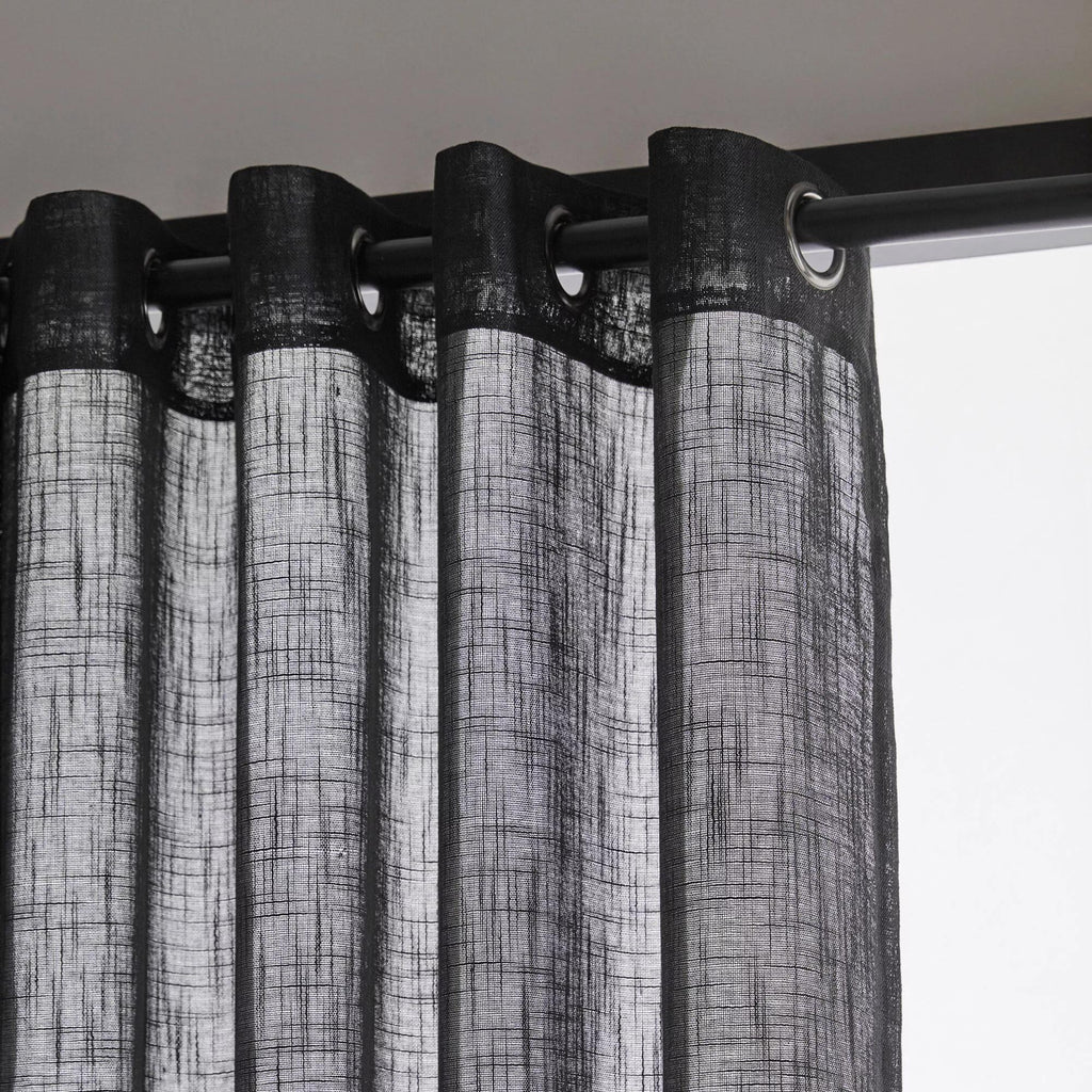 Darja Sheer Curtain
