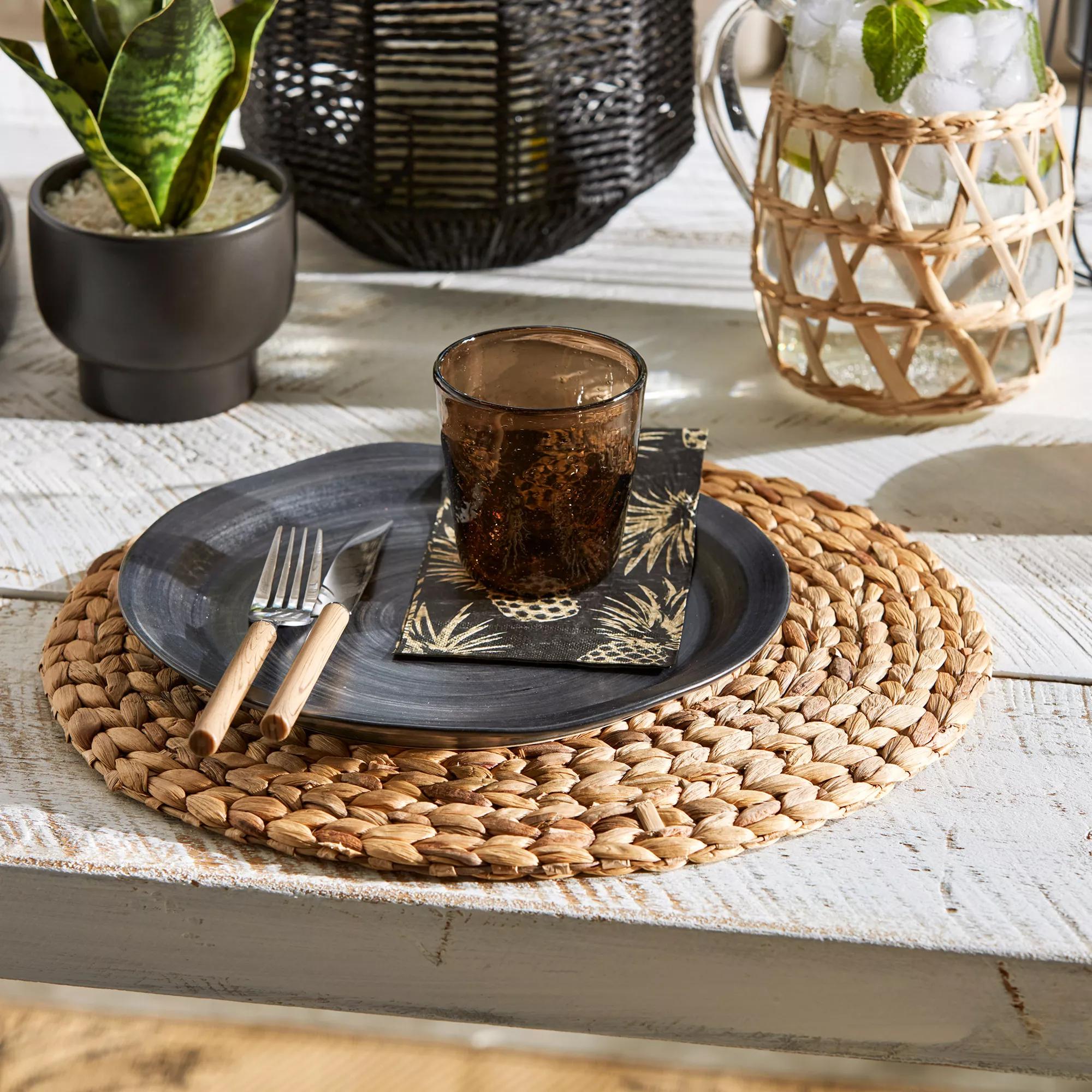 Water Hyacinth Round Placemat