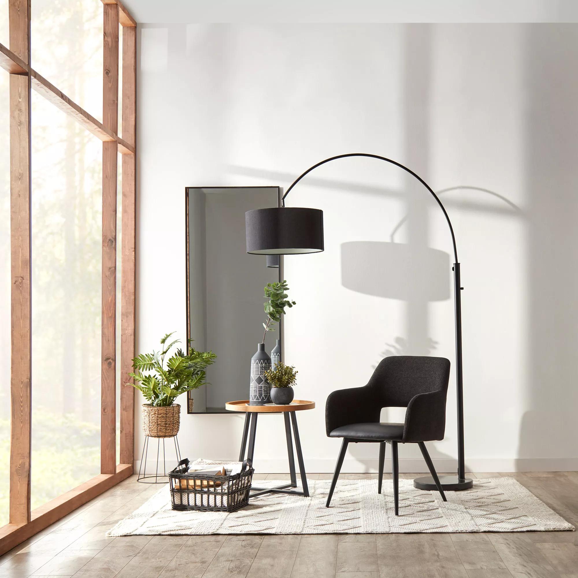 Natural Rattan Planter on Metal Legs