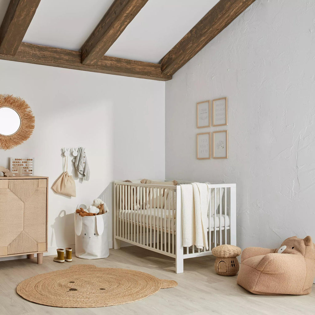 Sherpa Bear-Shaped Chair