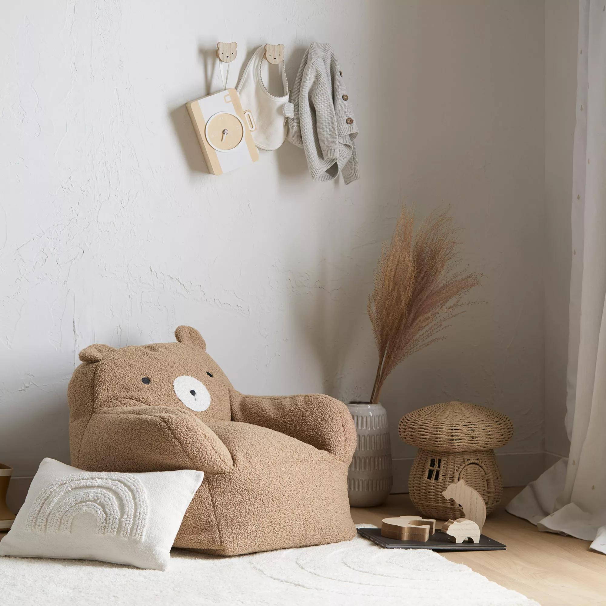 Sherpa Bear-Shaped Chair