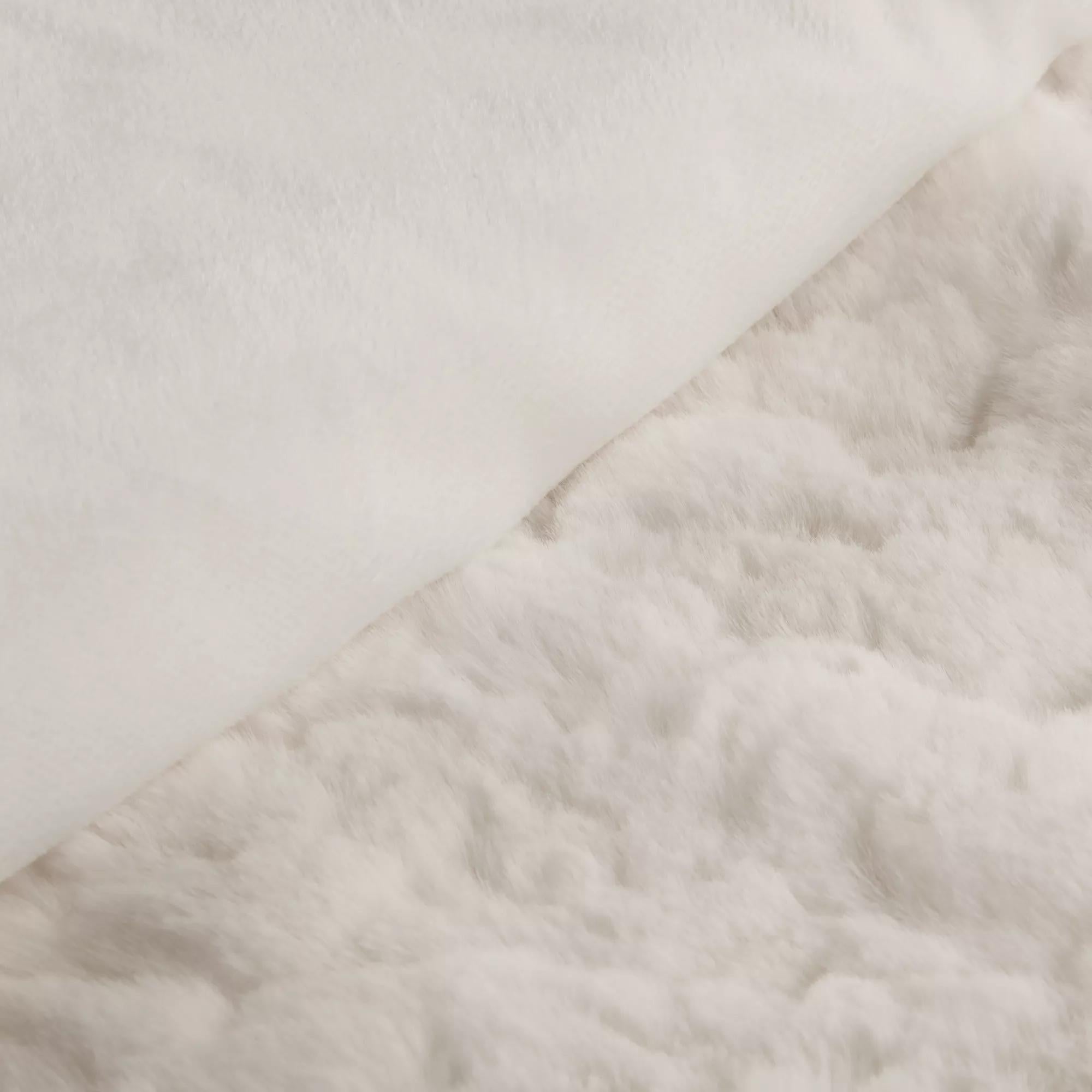 White Sheep Faux Fur Throw
