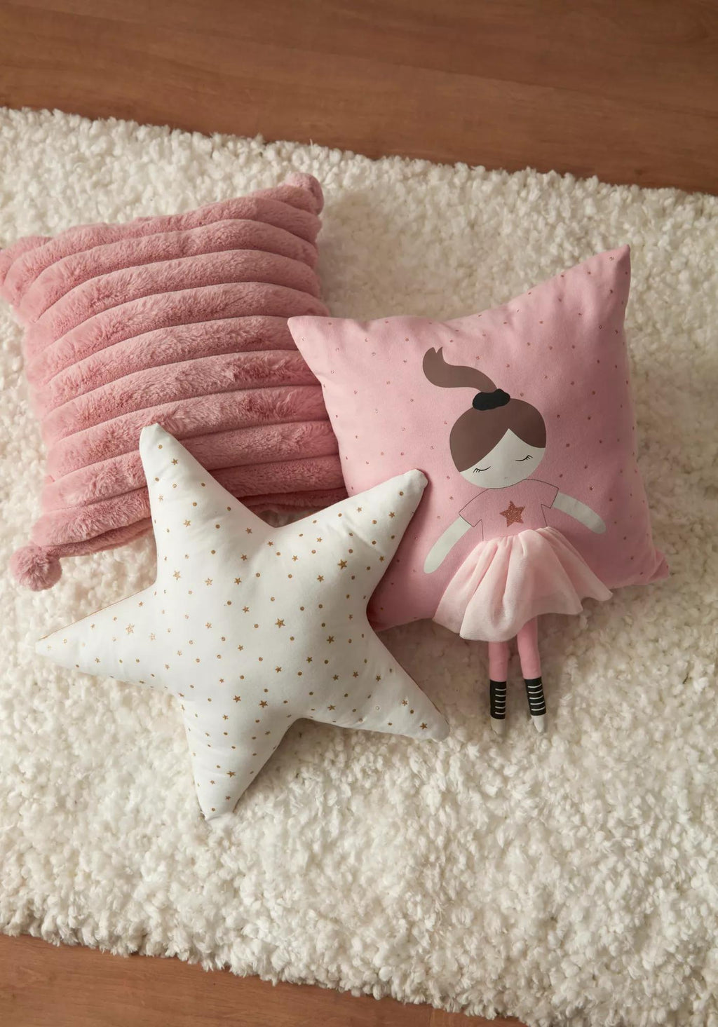 Eida Decorative Throw Pillow