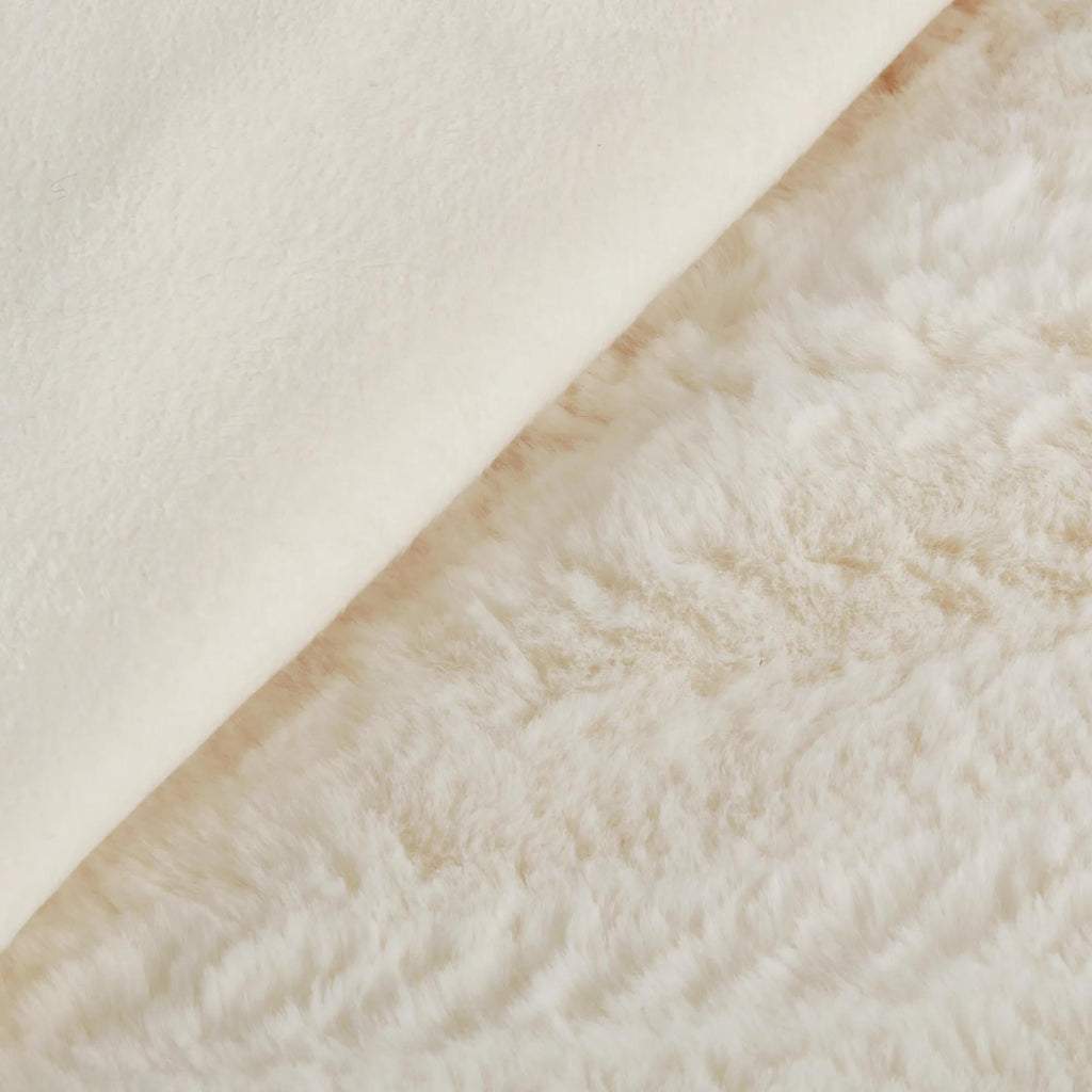 Off White Ellyn Faux Fur Throw