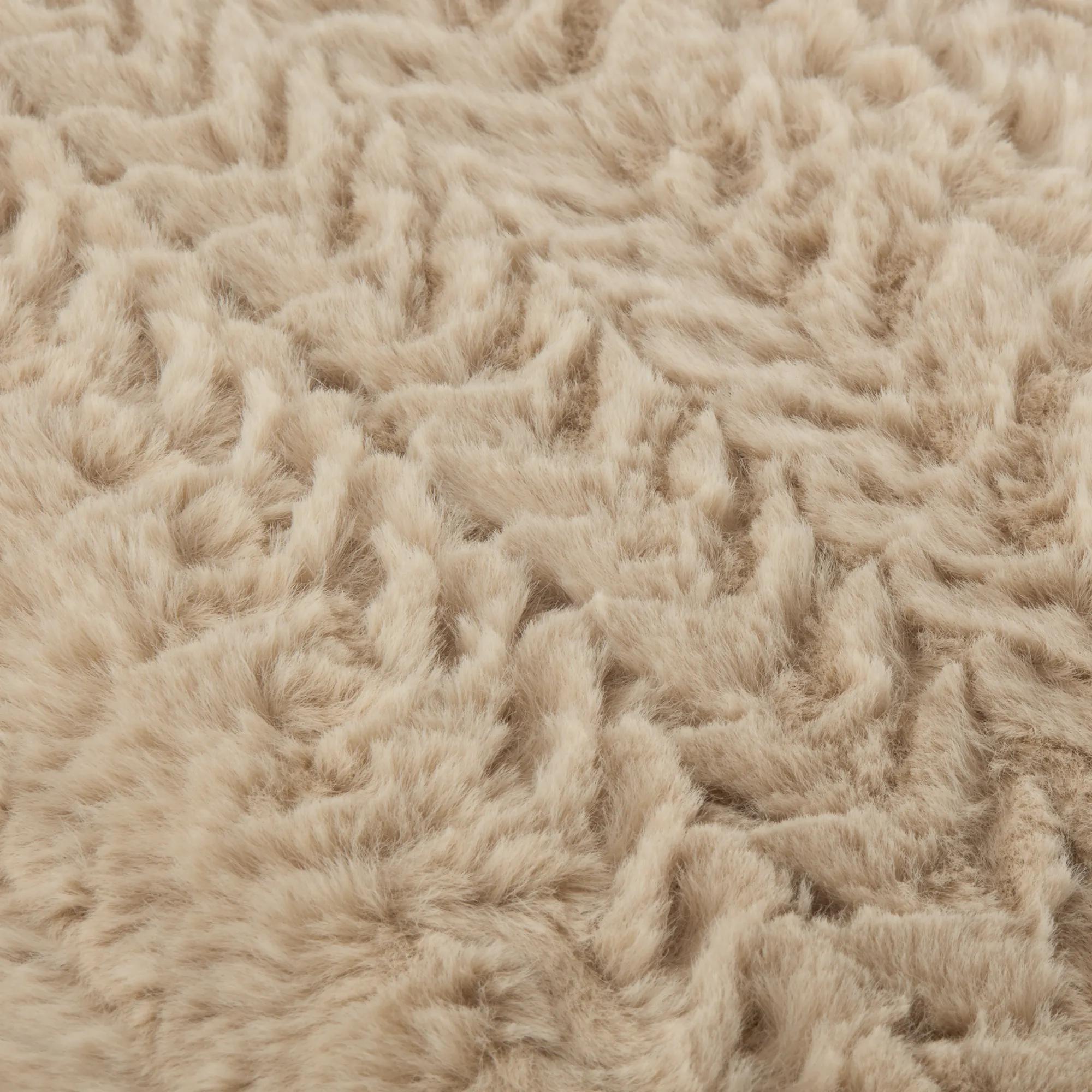 Beige Set of 2 Ellyn Decorative Pillow