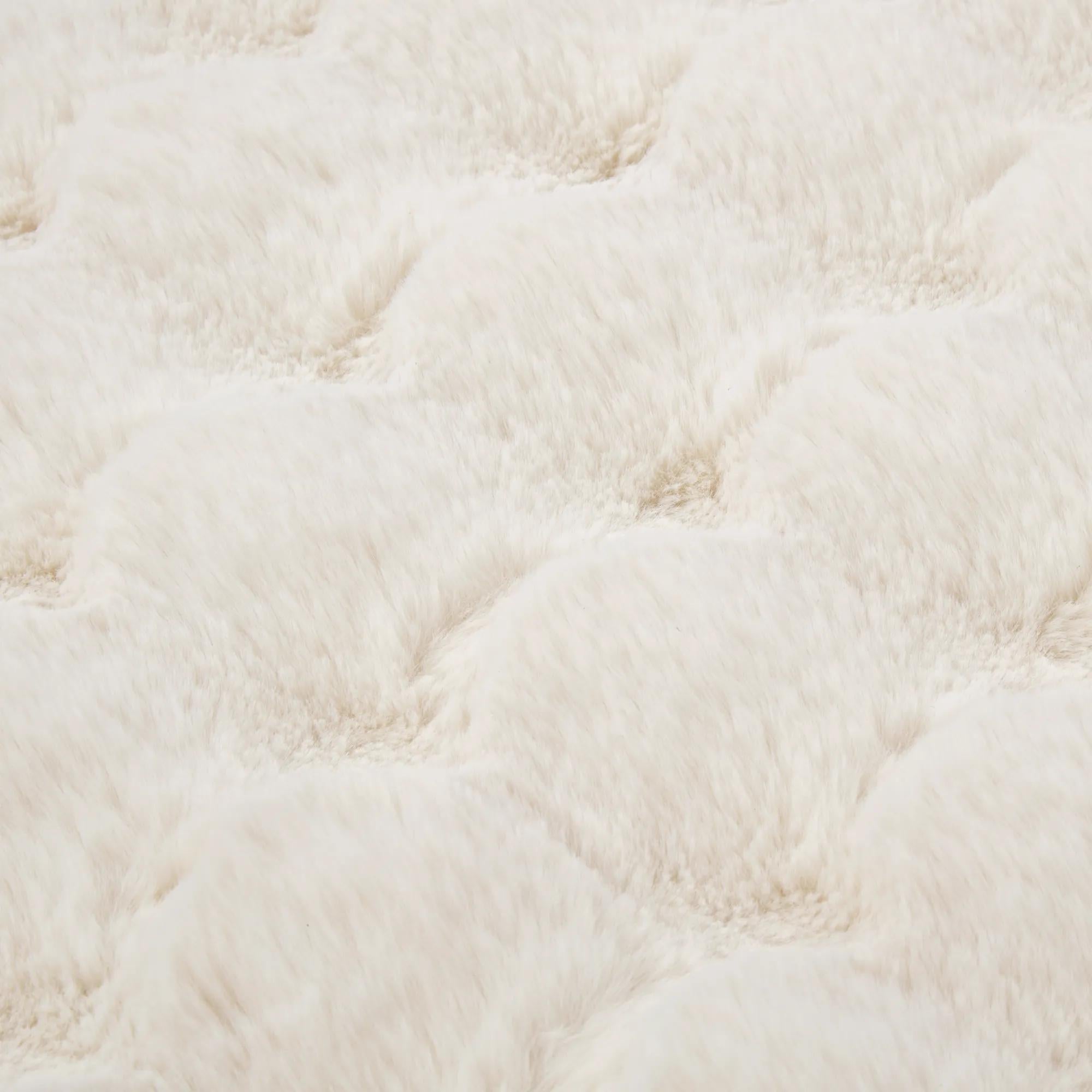 Cream Bubble Faux Fur Rug