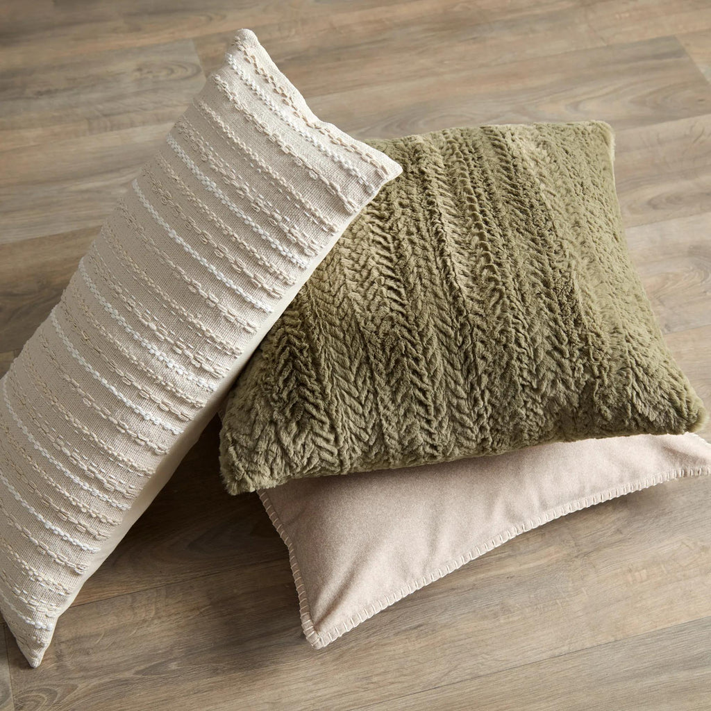 Beige Set of 2 Ellyn Decorative Pillow