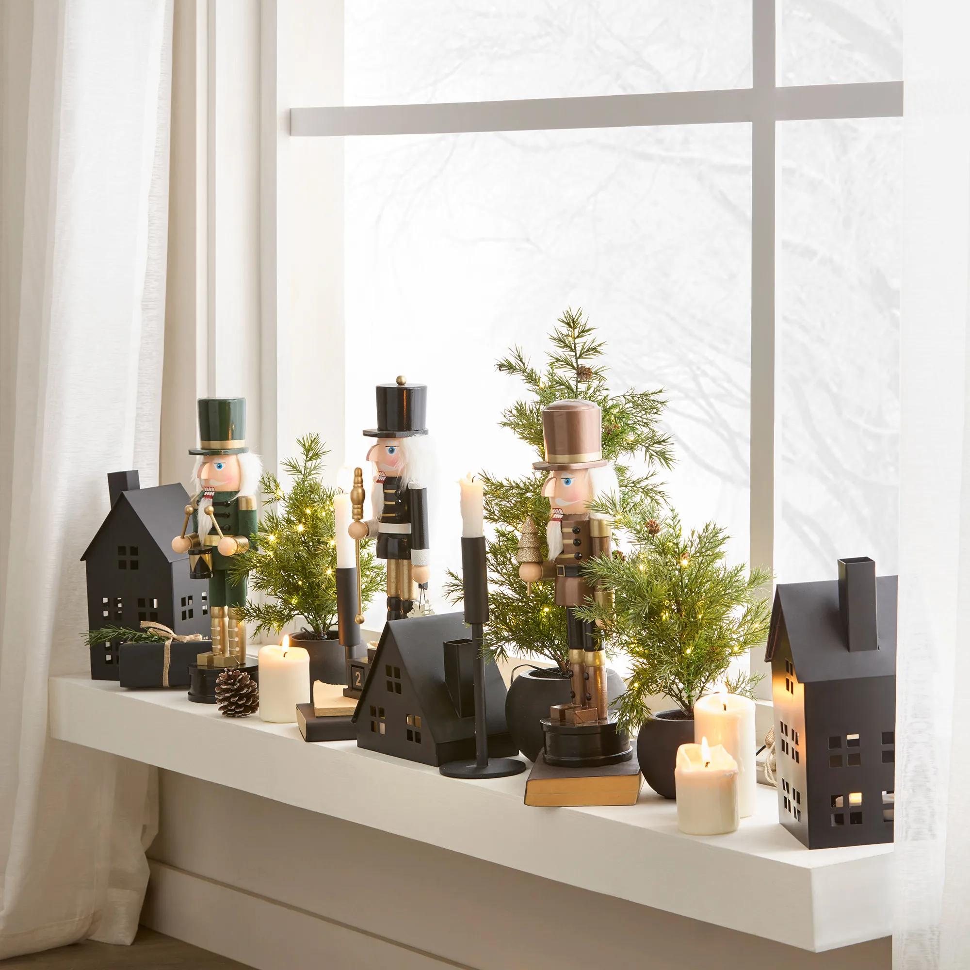 Triangle Metallic Decorative House