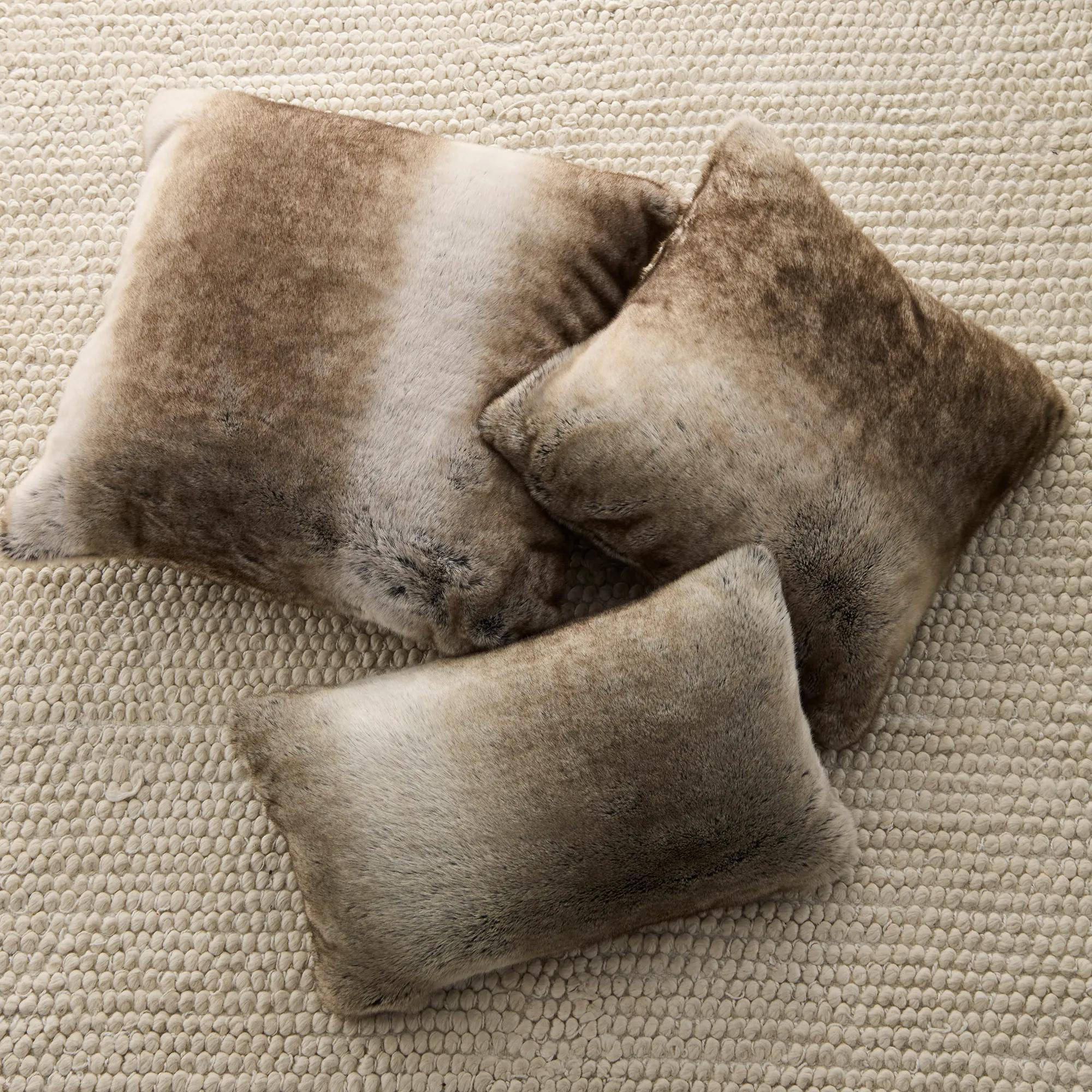 Wolf Faux Fur Decorative Lumbar Pillow