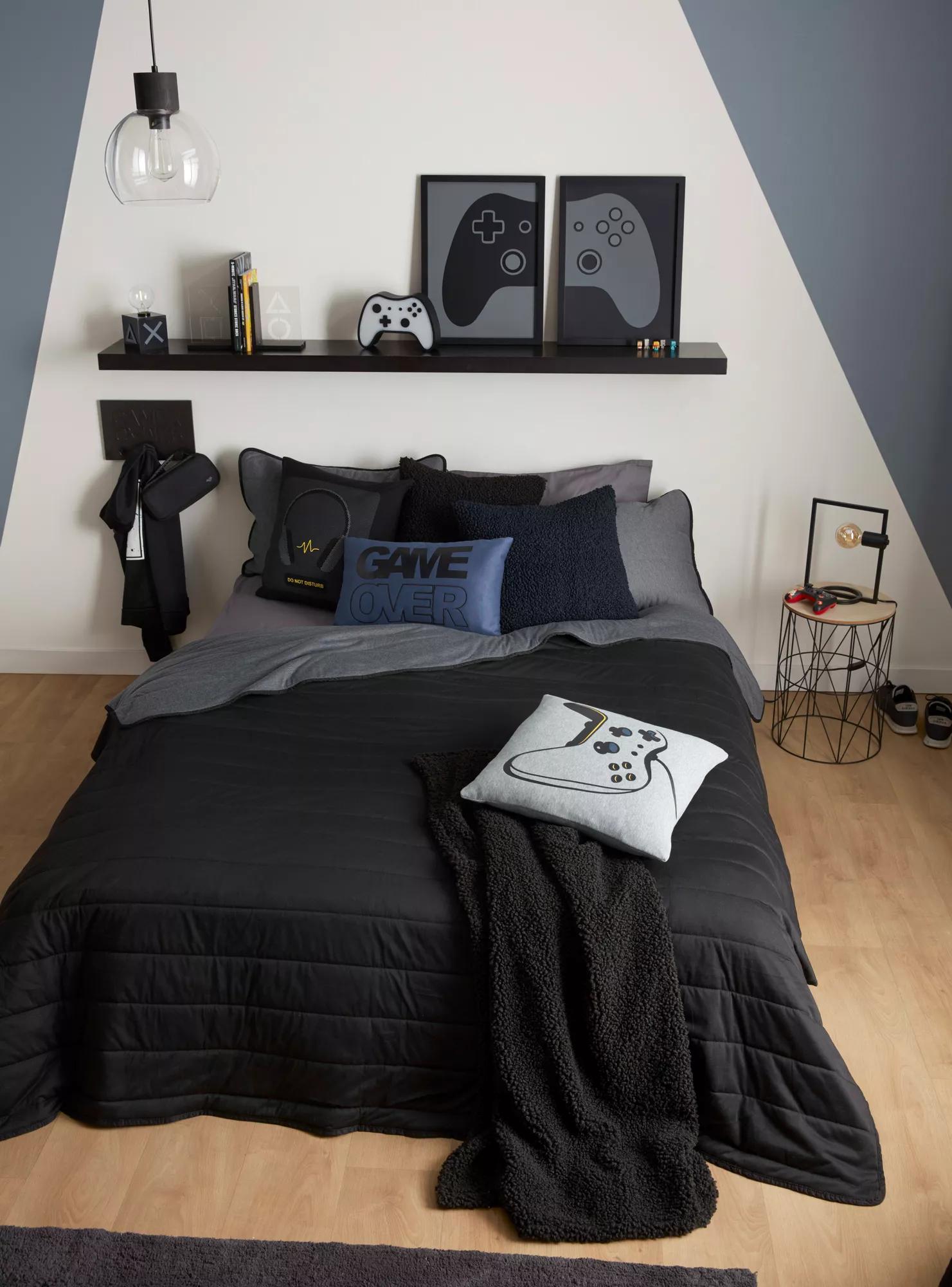 Set of 2 Controller Wall Art