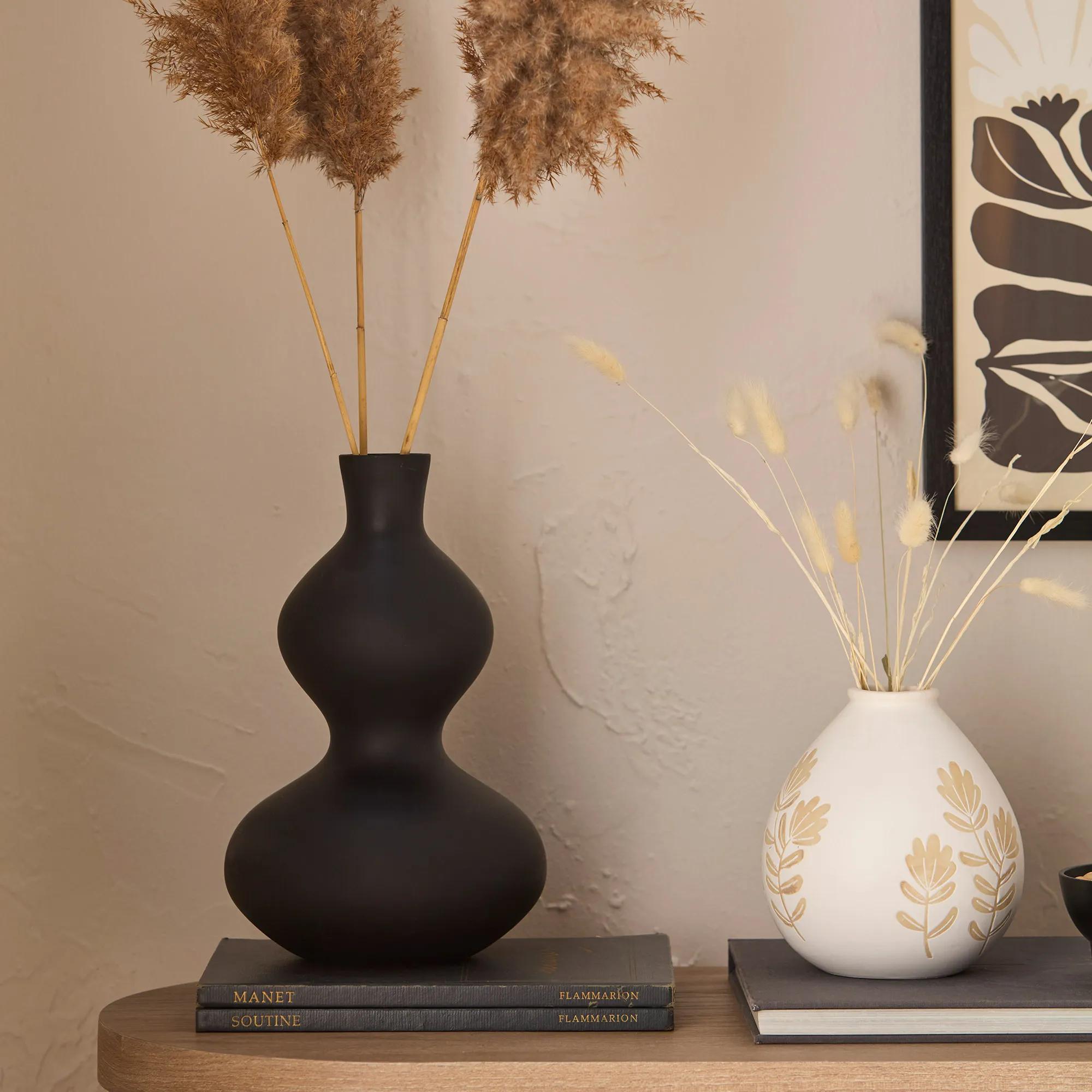 Black Hourglass Bubble Vase