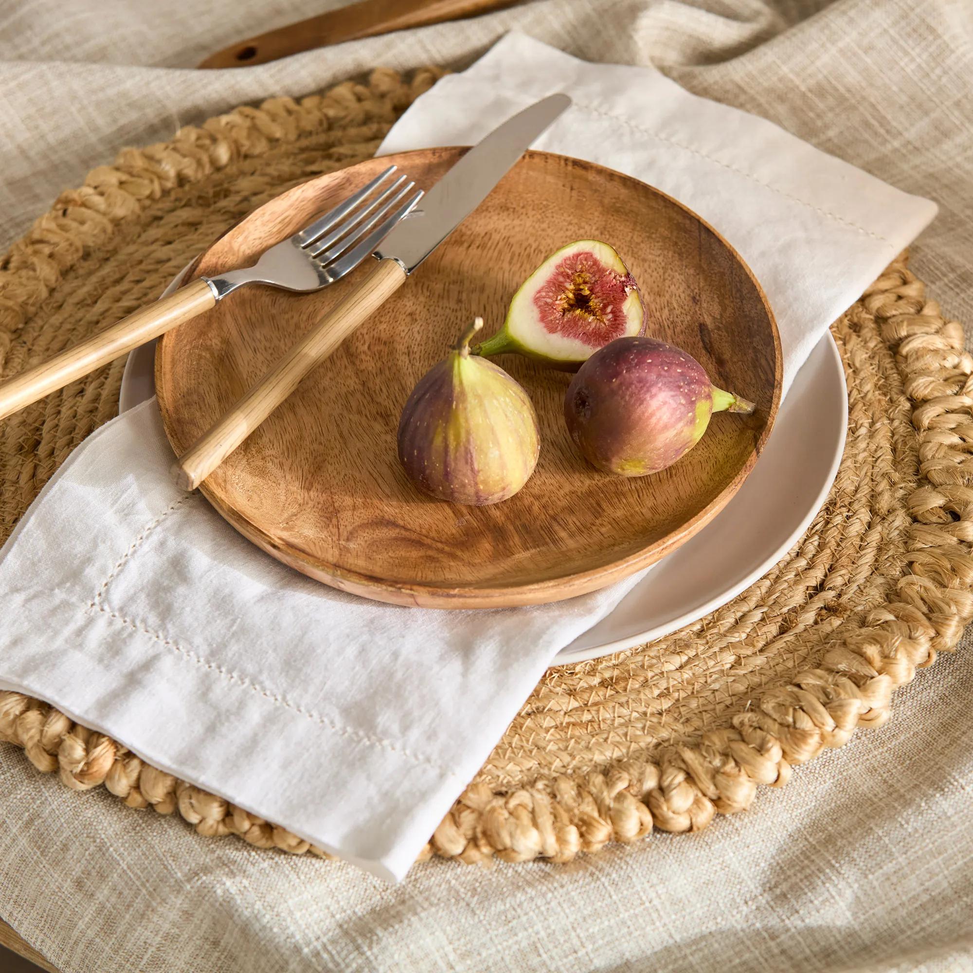 Round Natural Fiber Placemat