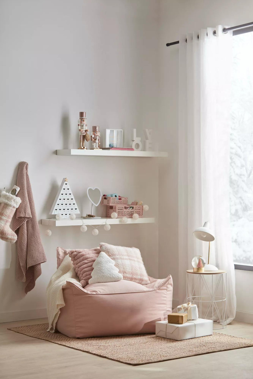 Glimer Decorative Throw Pillow