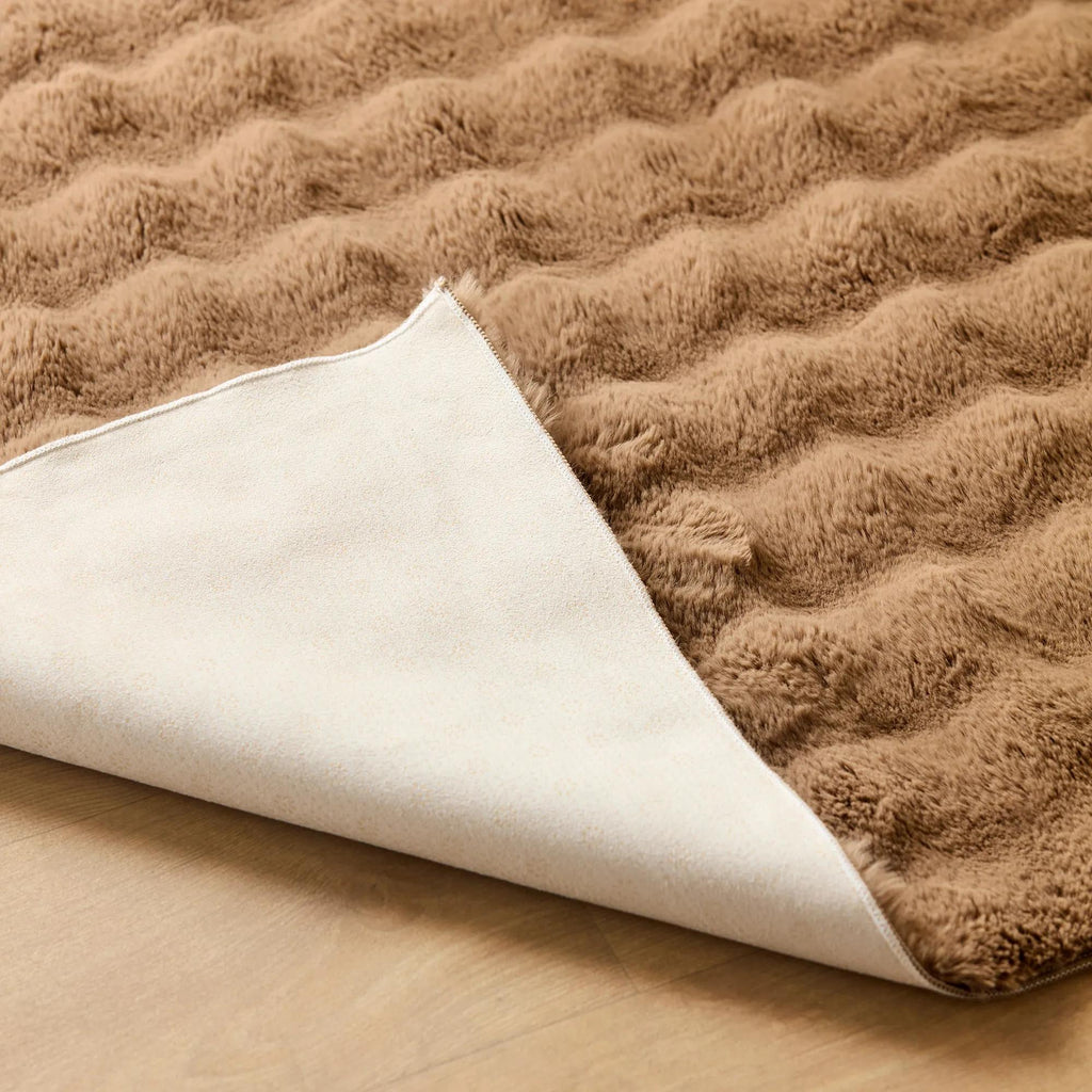 Cream Bubble Faux Fur Rug