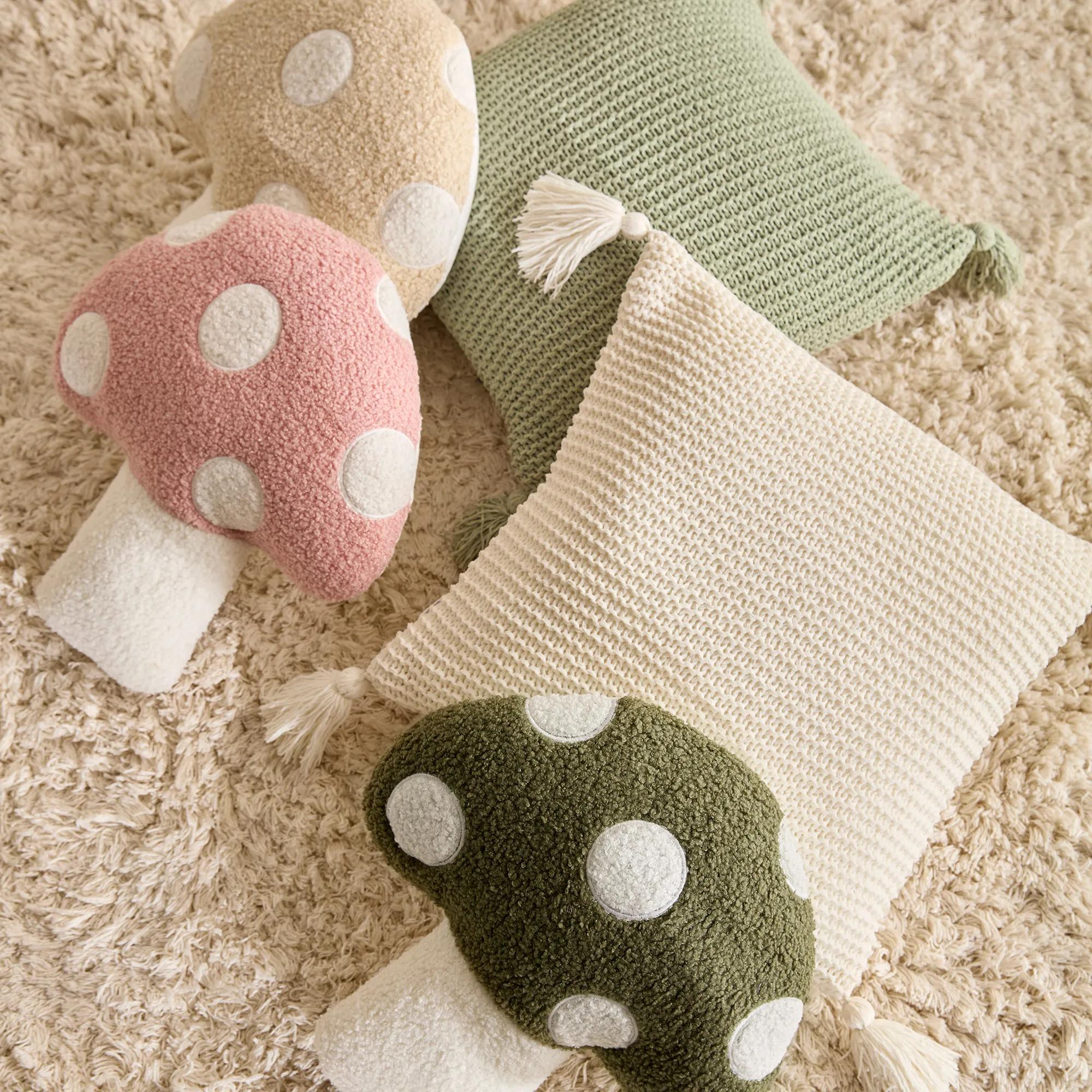 White Erna Decorative Pillow with Tassels