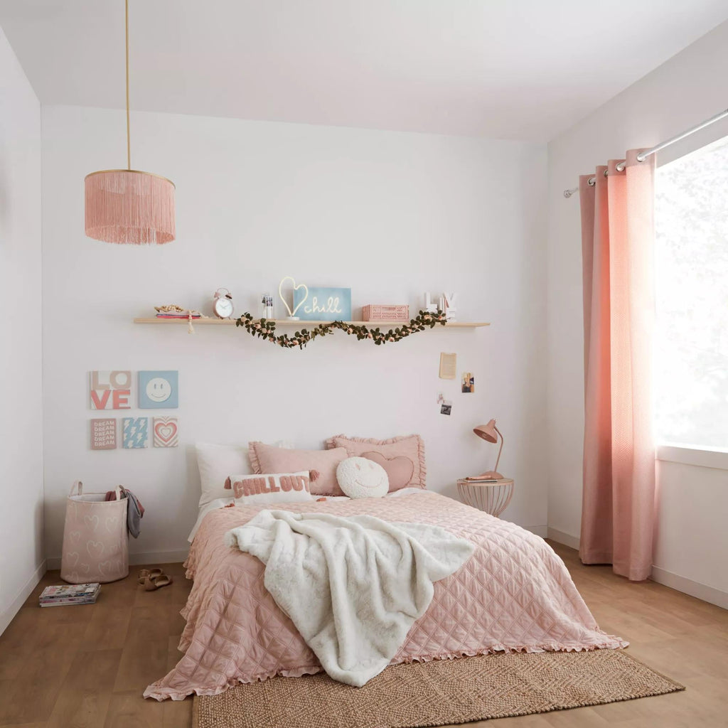 Sekka Heart-Shaped Decorative Pillow