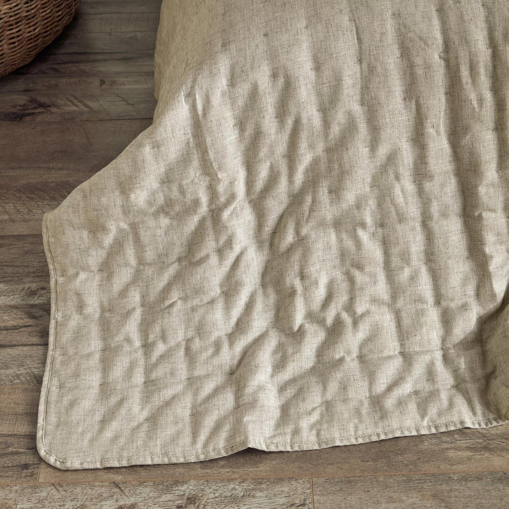 Beige Quin Collection - 3-Piece Coverlet Set