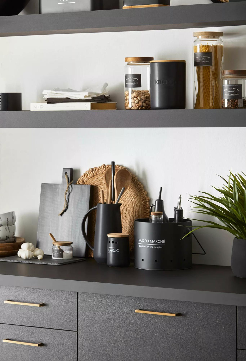 Black Ceramic Garlic Container