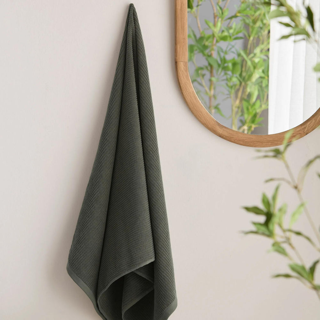Ribbed Bath Towel