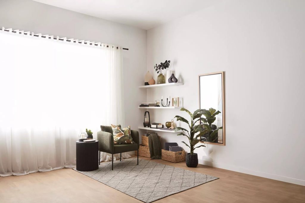 Decorative Stems in Glass Dome