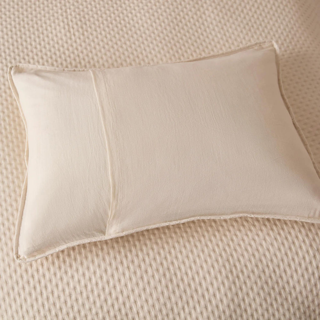 Yaso Collection - Coverlet Set